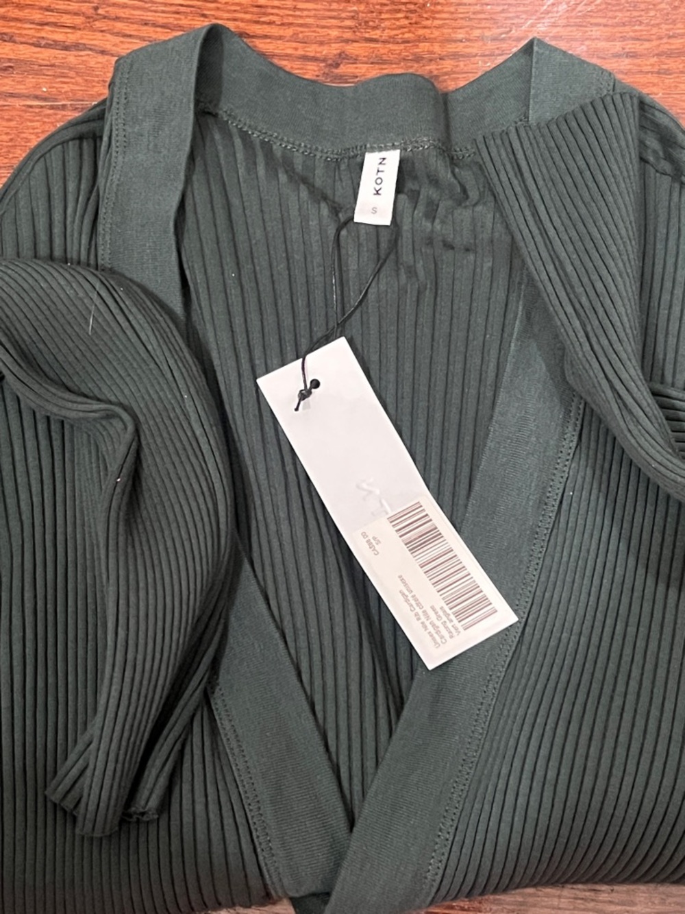BNWT KOTN unisex Nile rib Deep Green Button-Up Cardigan - Picture 3 of 3